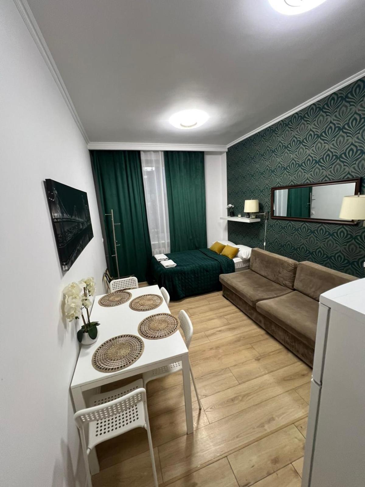 Unit Airport Miniapartments Bitwy Warszawskiej Warszawa Ruang foto